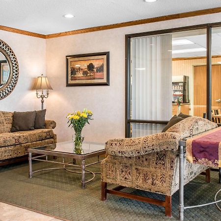 Quality Inn Arena Wilkes-Barre Εξωτερικό φωτογραφία